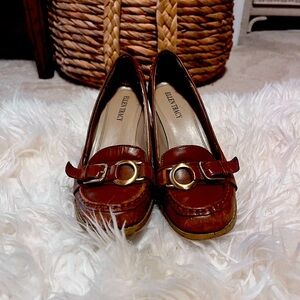 Ellen Tracy Brown Leather Heels with Decorative Buckle